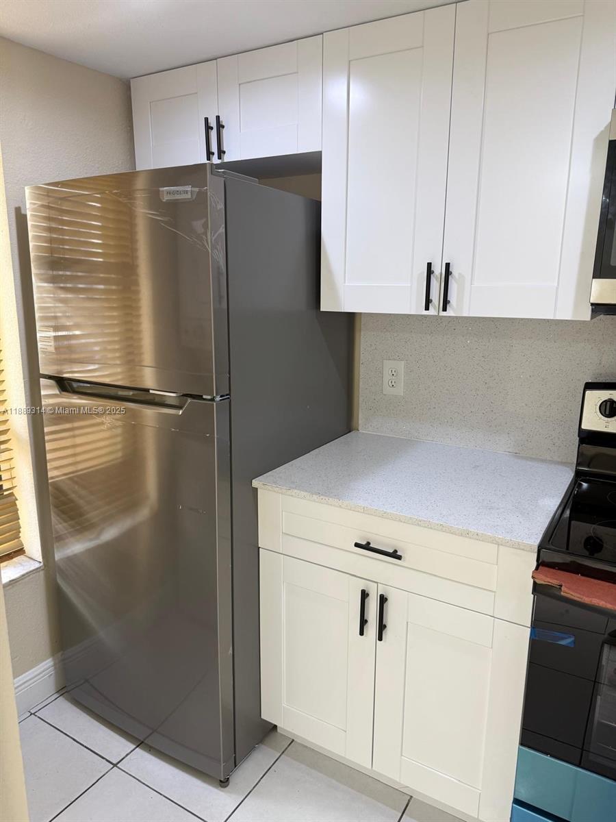 VILLAS DE NEW ENGLAND CON - Residential