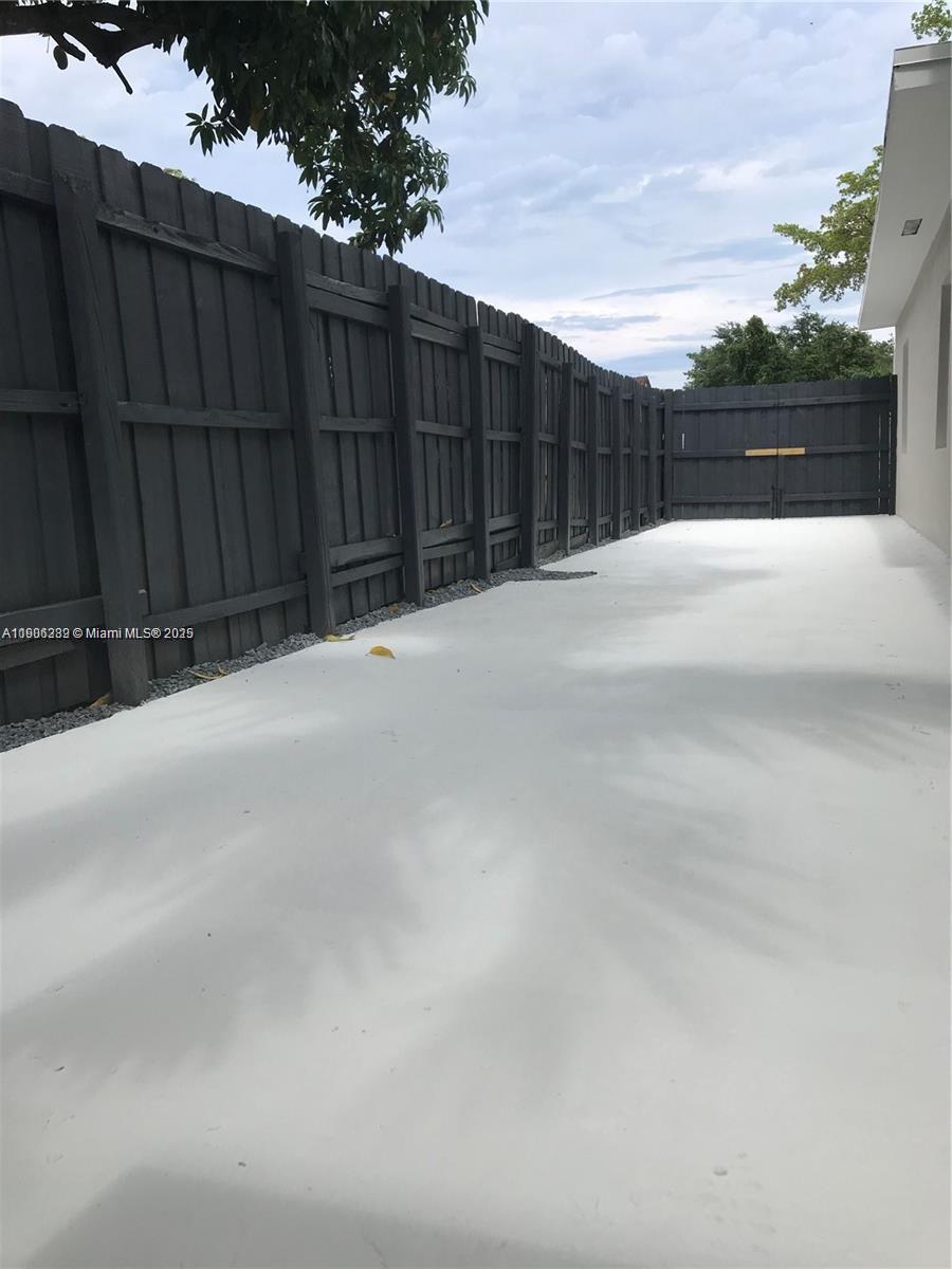 NICHOLS HEIGHTS ADDN - Residential Lease