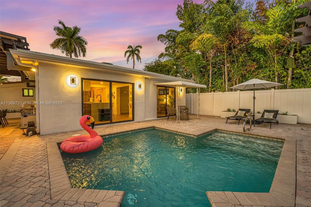 Photo of 1514 Liberty St, Hollywood, FL 33020 (MLS # A11389722)