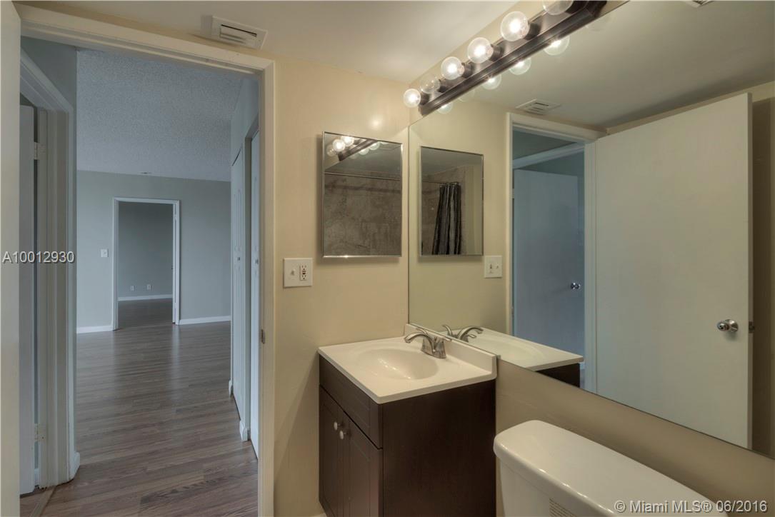 Parc Central Aventura Eas - Residential Lease