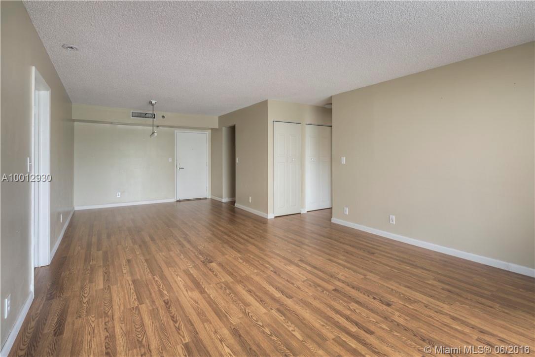 Parc Central Aventura Eas - Residential Lease