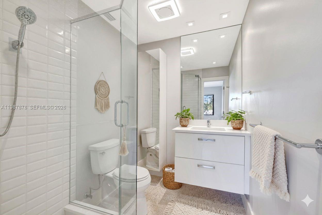 CORAL RIDGE - Residential Lease