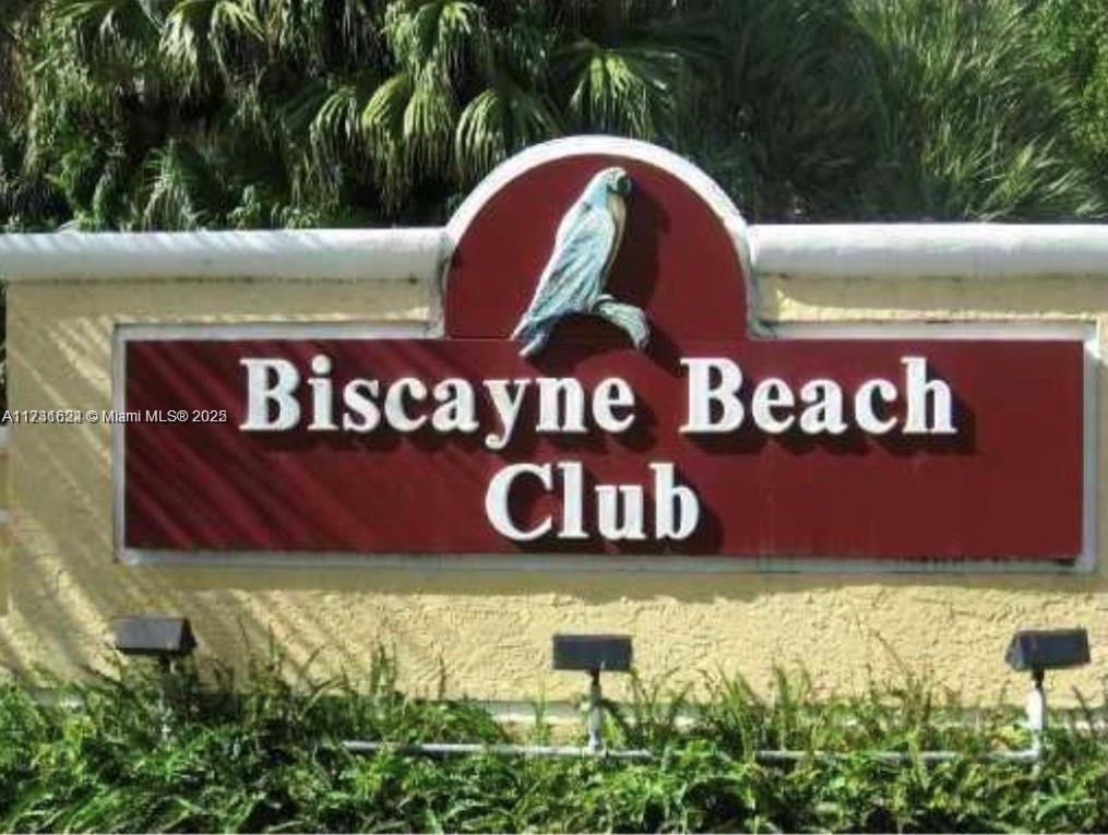 Property for Sale at 15551 Sw 104th Ter 812, Miami, Broward County, Florida - Bedrooms: 1 
Bathrooms: 1  - $230,000