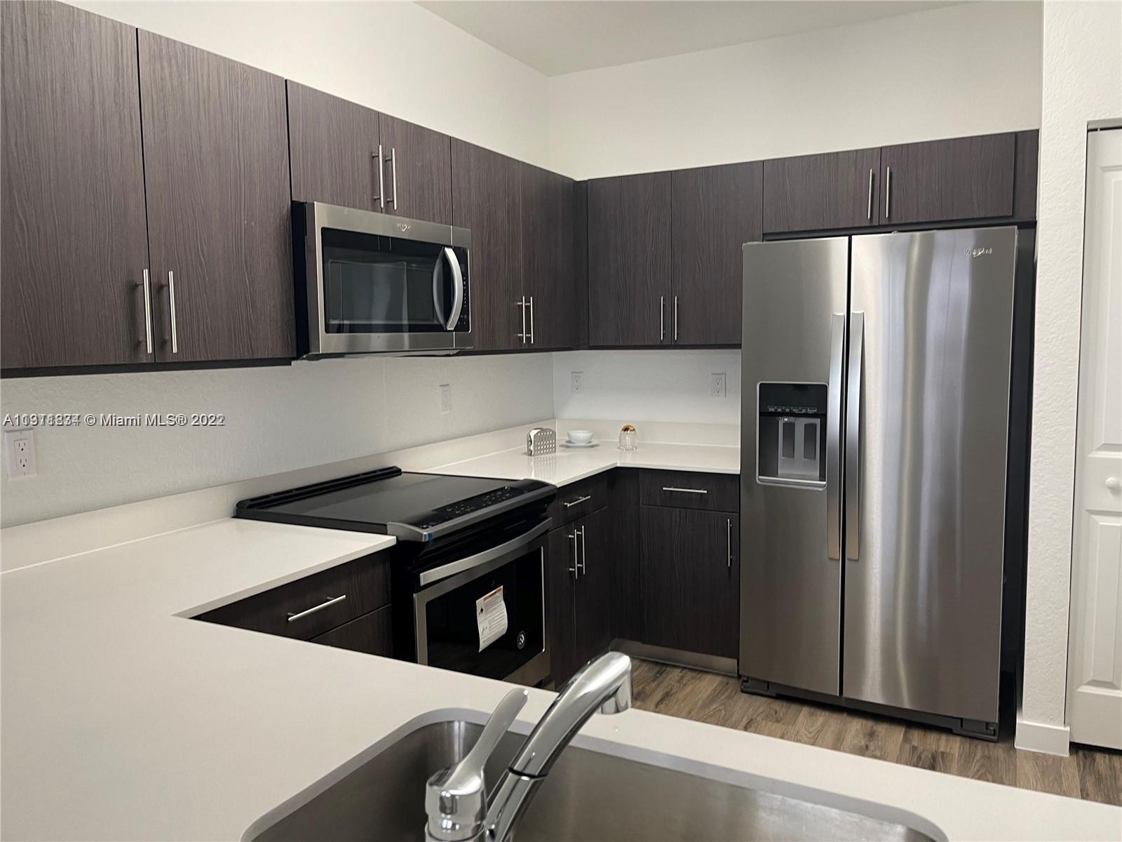 CENTURY PARK SOUTH - Residential Lease
