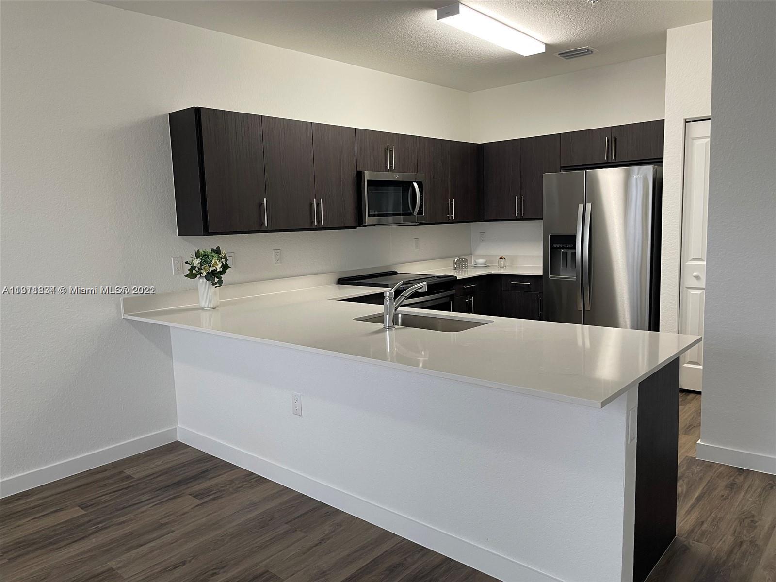 CENTURY PARK SOUTH - Residential Lease