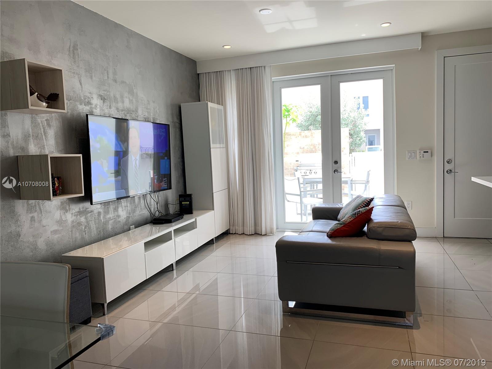 LANDMARK - Residential Lease