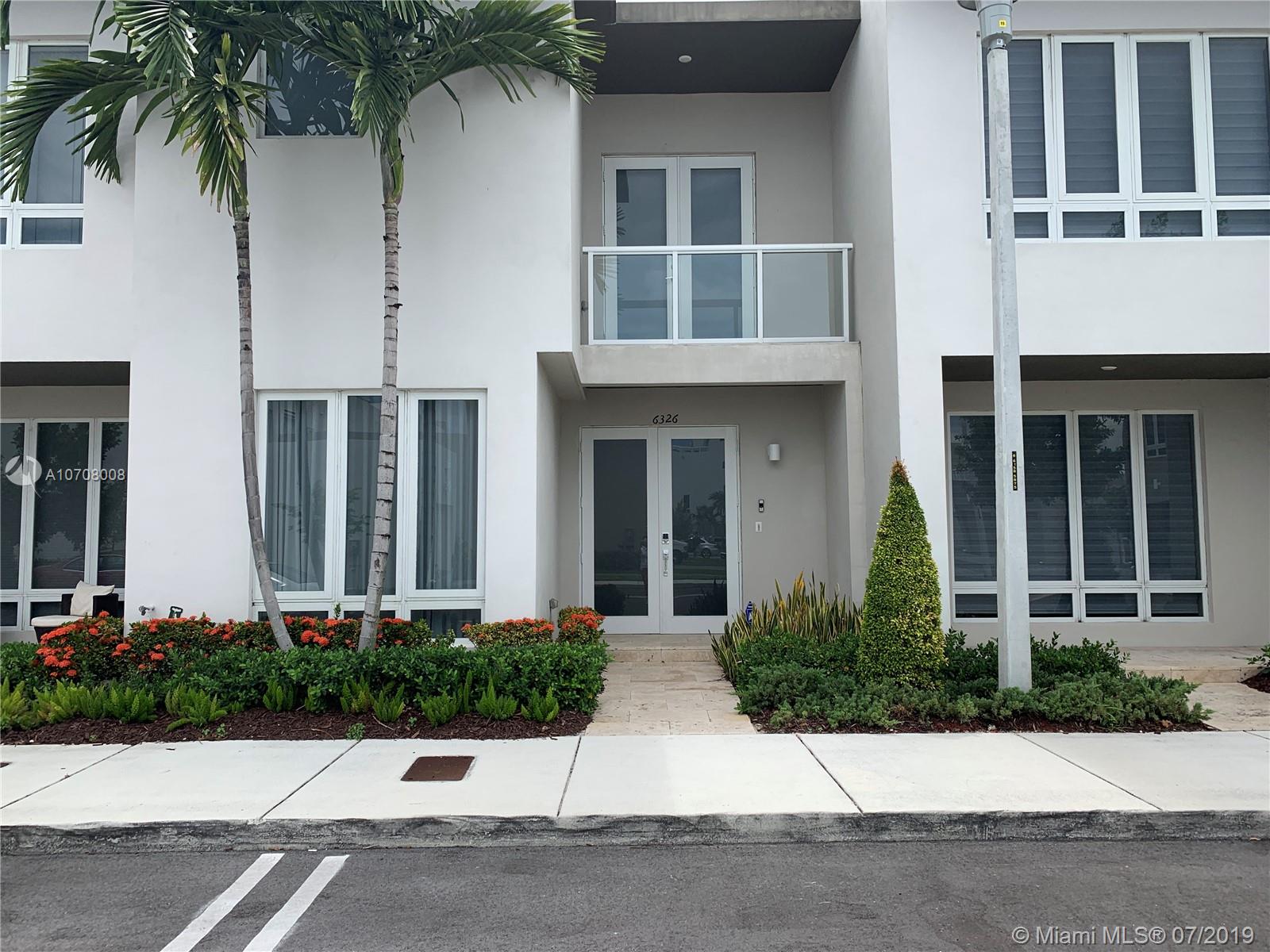 LANDMARK - Residential Lease