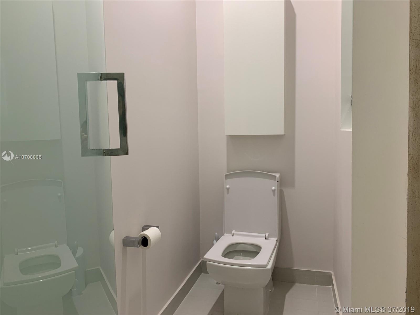 LANDMARK - Residential Lease