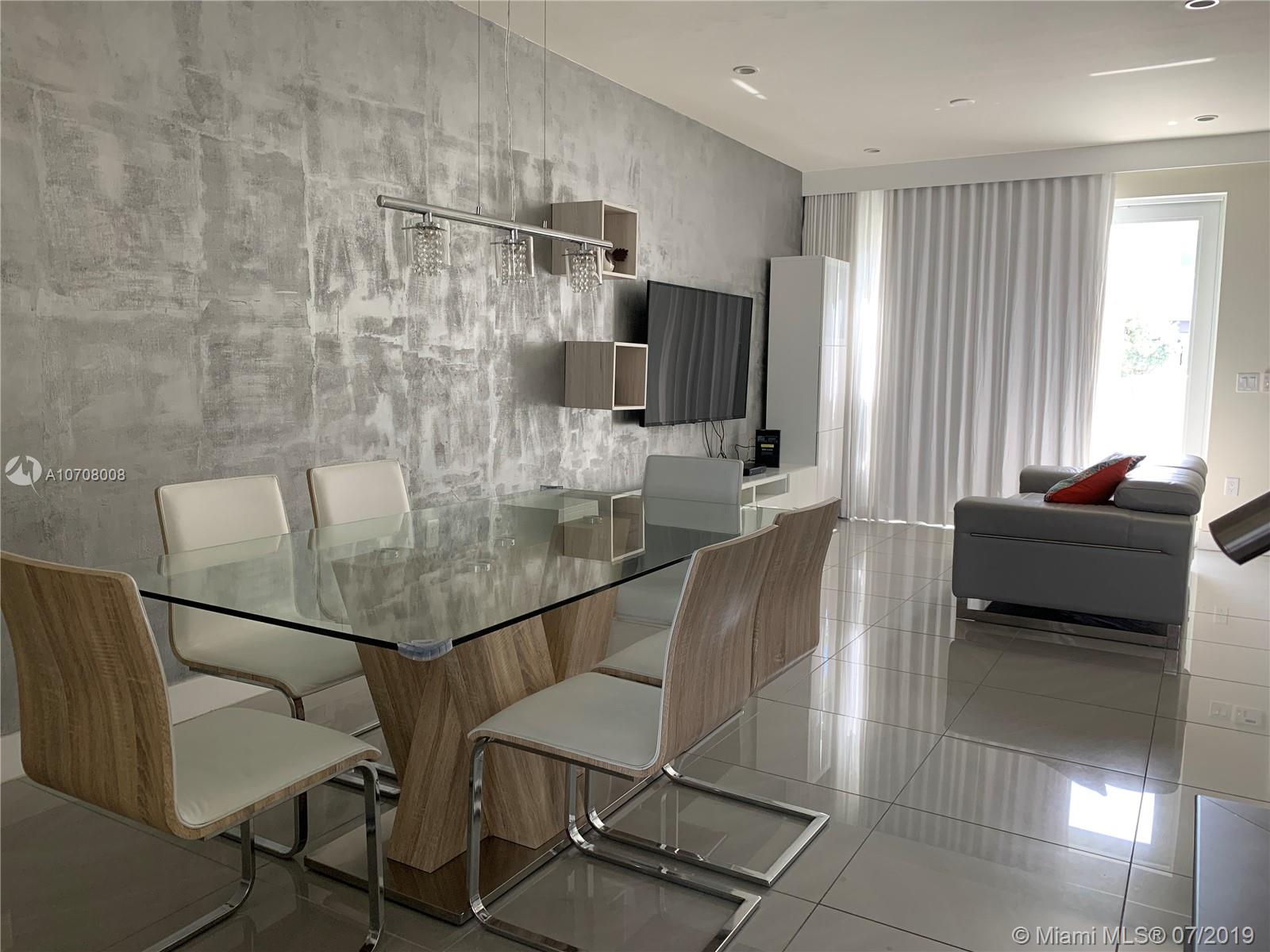 LANDMARK - Residential Lease