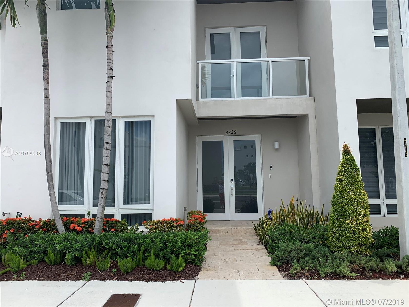 LANDMARK - Residential Lease