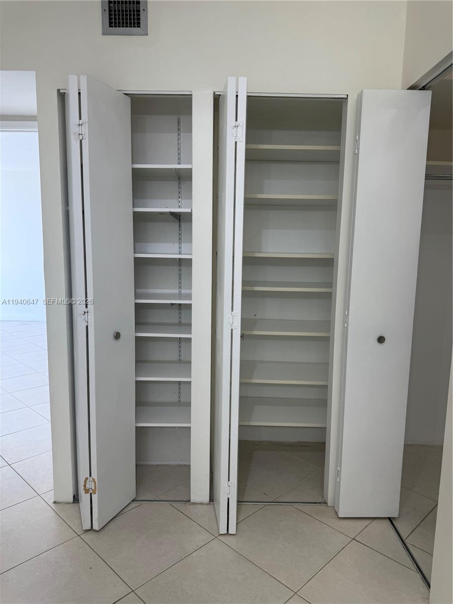 DELVISTA TOWERS CONDO - Residential Lease