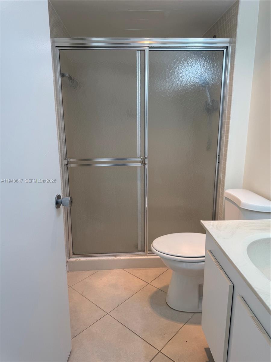 DELVISTA TOWERS CONDO - Residential Lease