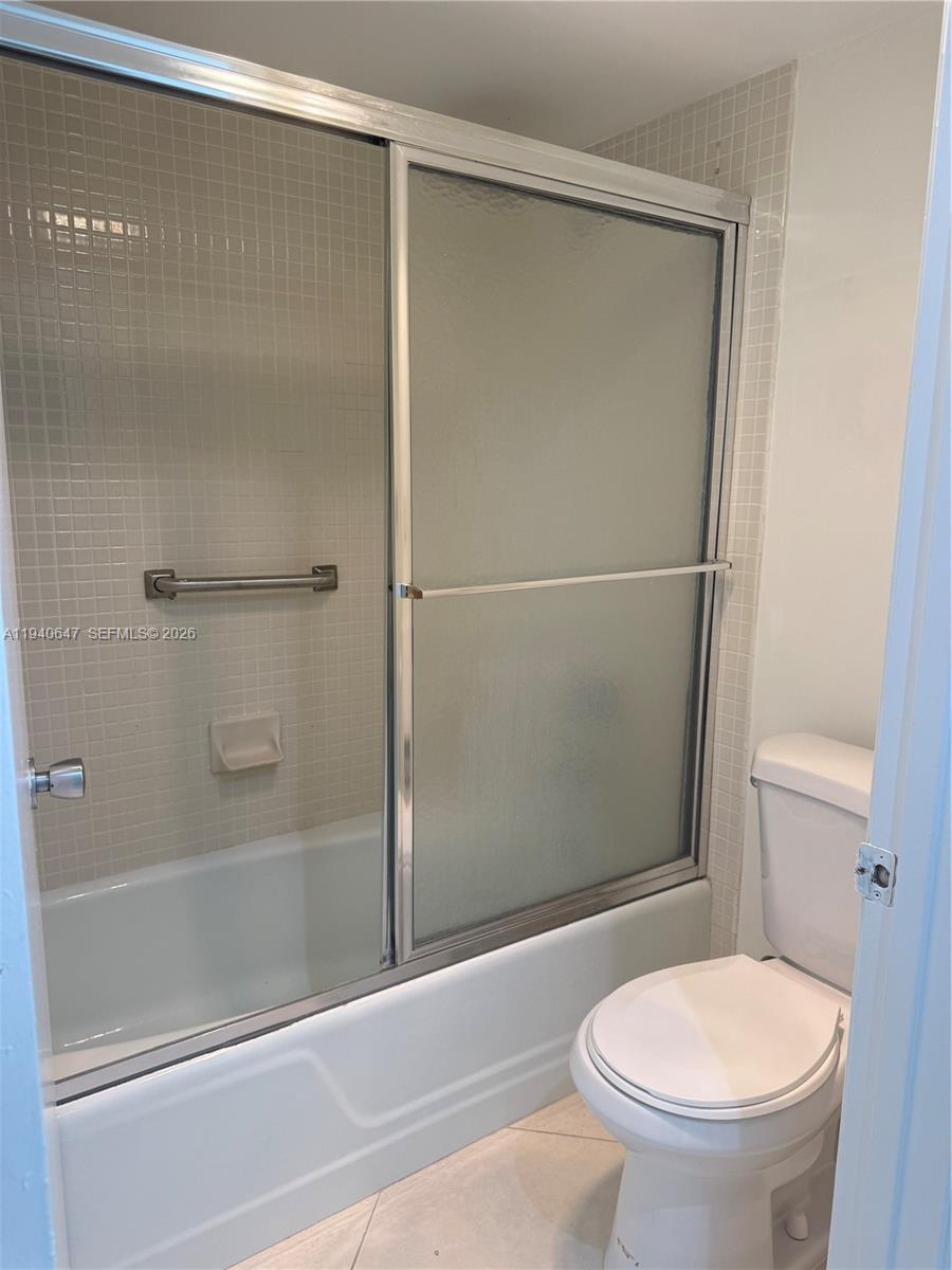 DELVISTA TOWERS CONDO - Residential Lease