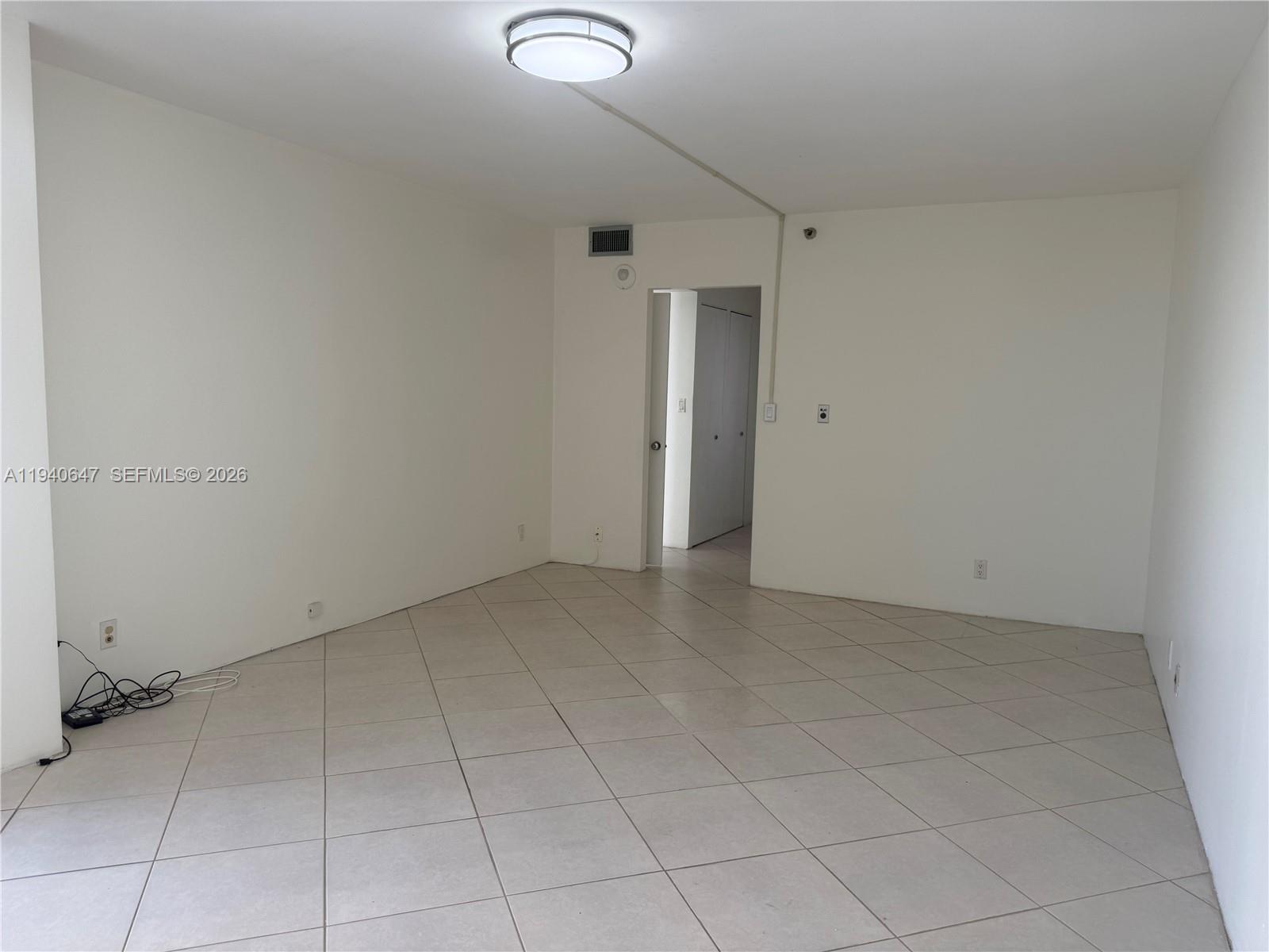 DELVISTA TOWERS CONDO - Residential Lease