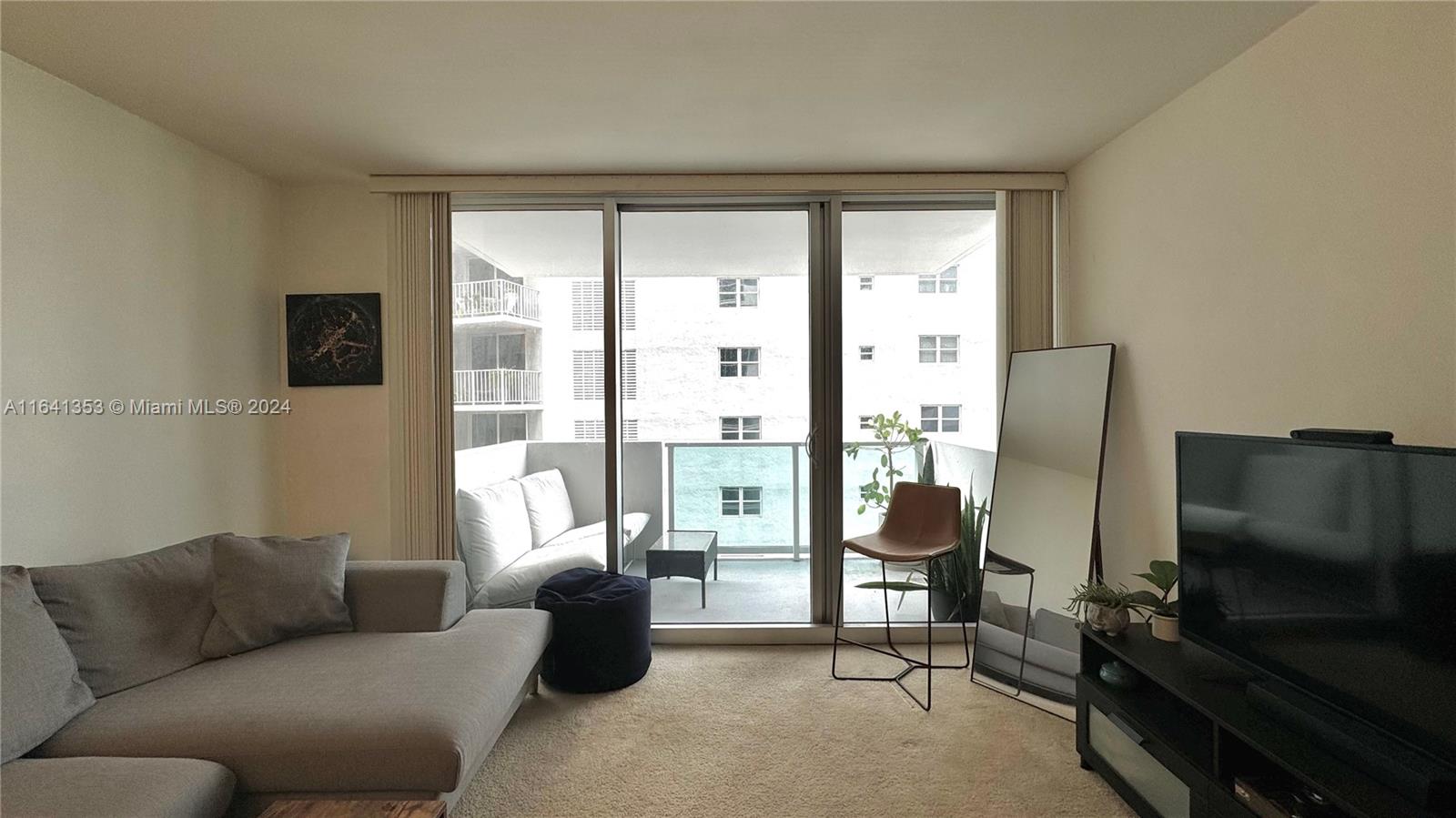 MIRADOR 1200 CONDO - Residential