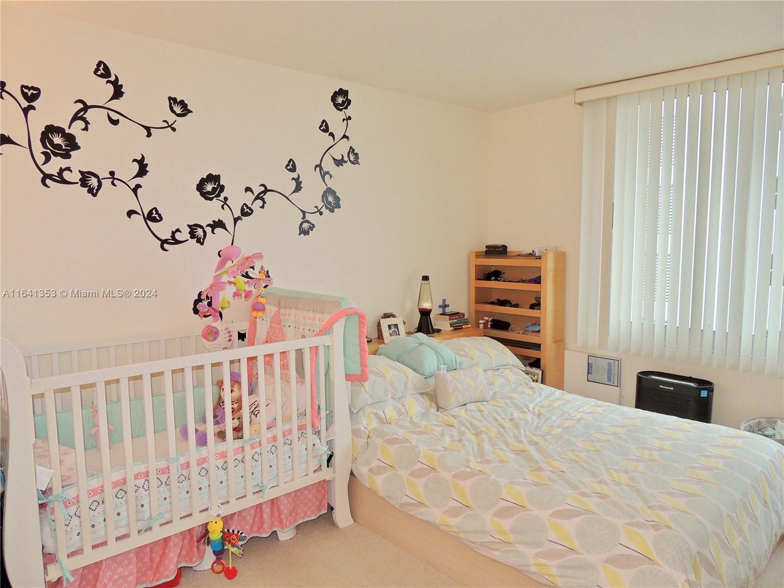 MIRADOR 1200 CONDO - Residential