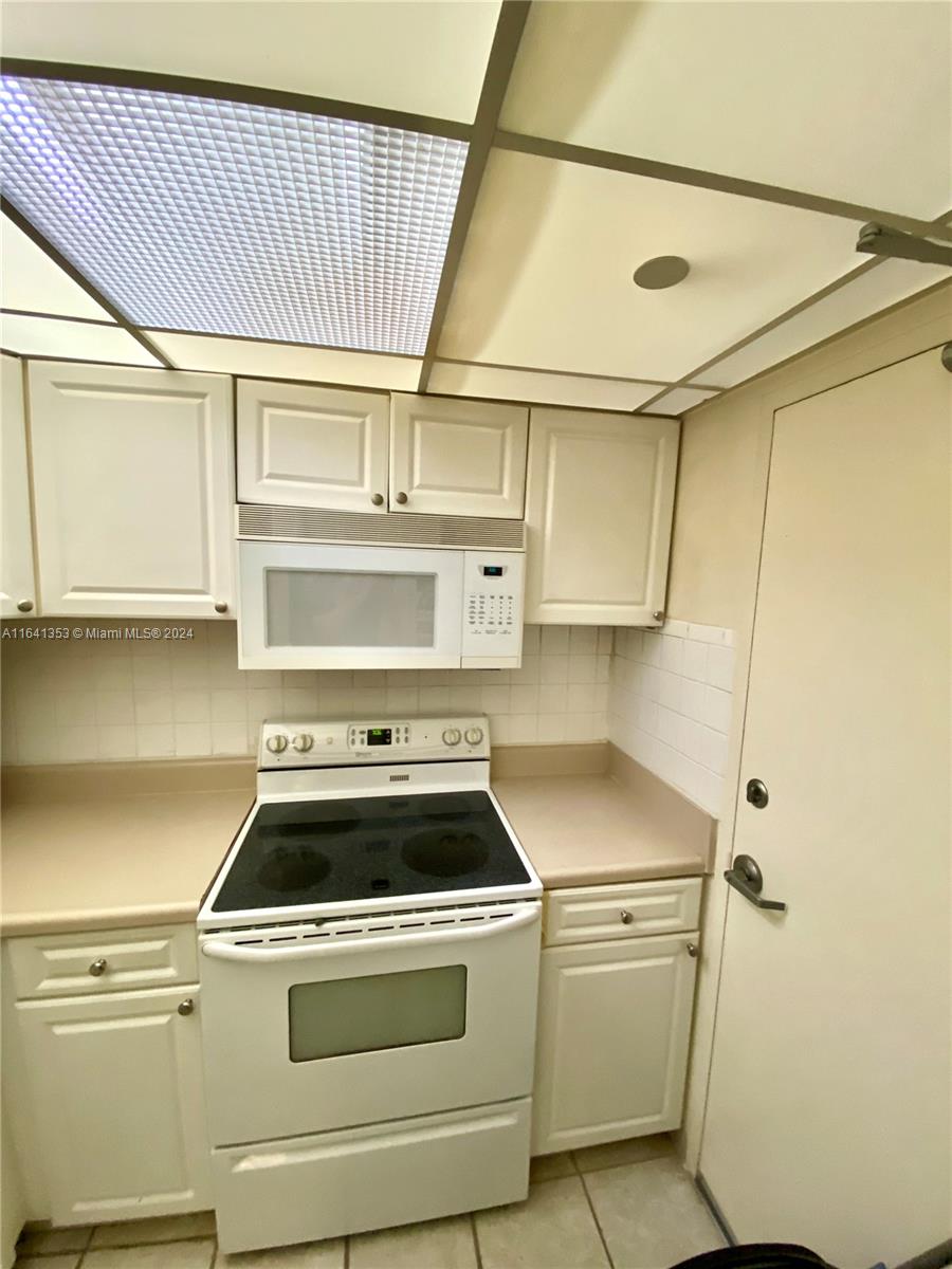 MIRADOR 1200 CONDO - Residential