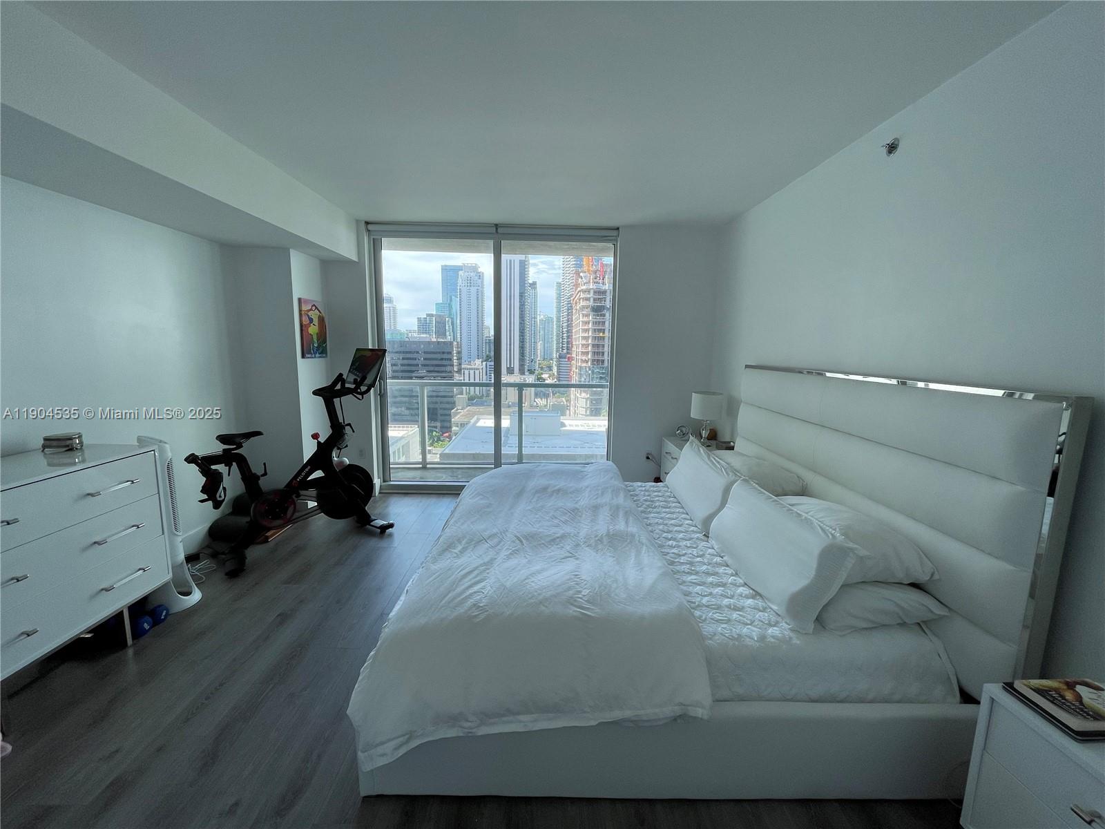 500 BRICKELL WEST CONDO - Residential Lease