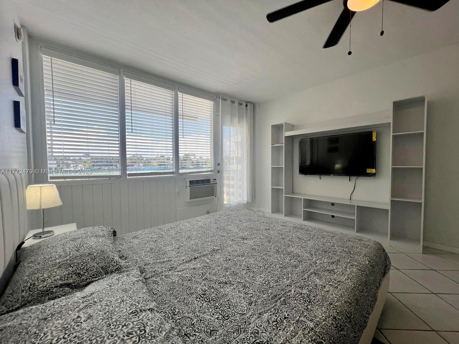 Rental Property at 6484 Indian Creek Dr 139, Miami Beach, Miami-Dade County, Florida - Bathrooms: 1  - $1,800 MO.