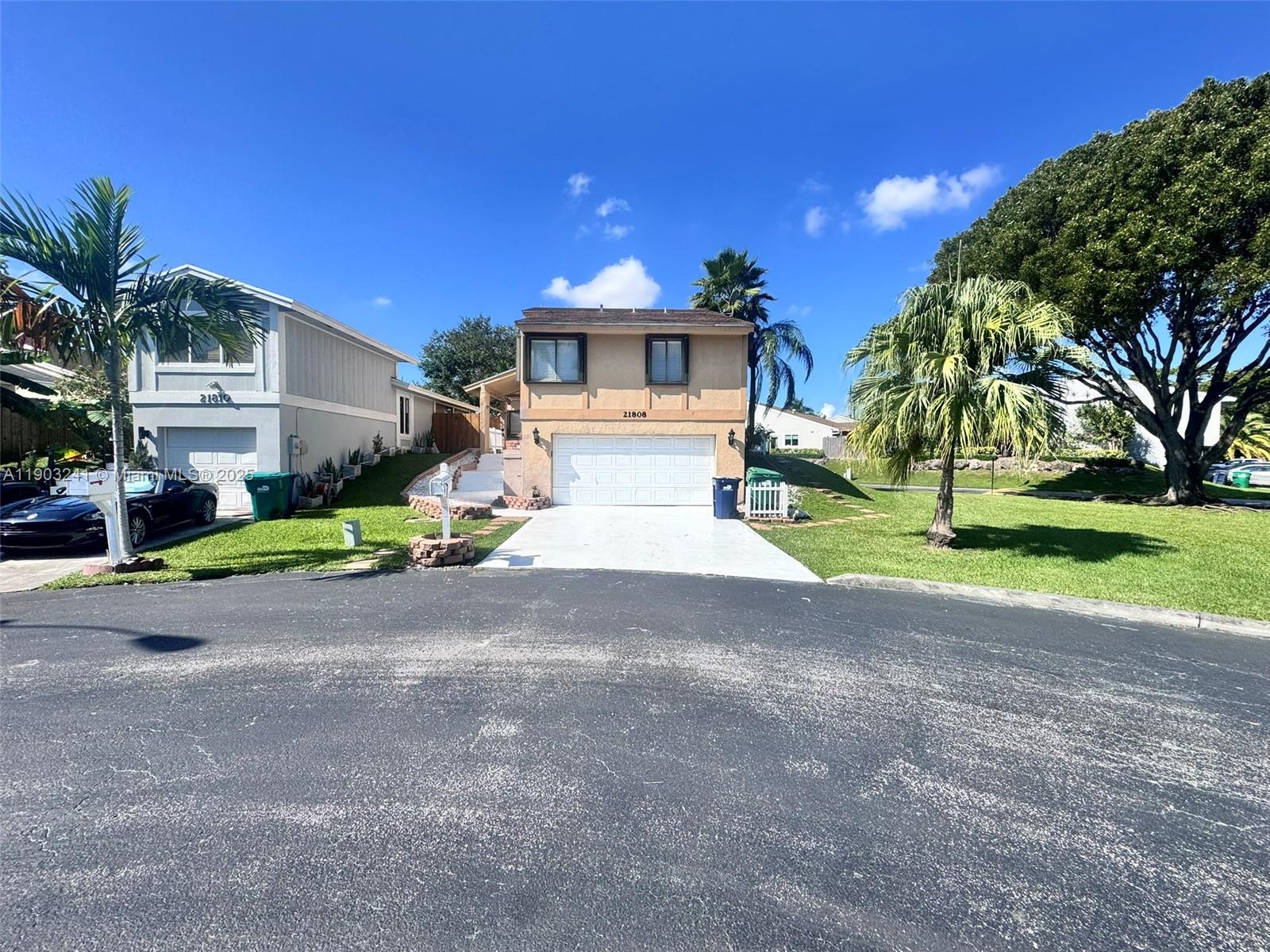 LAKES BY THE BAY SEC 2 - Residential