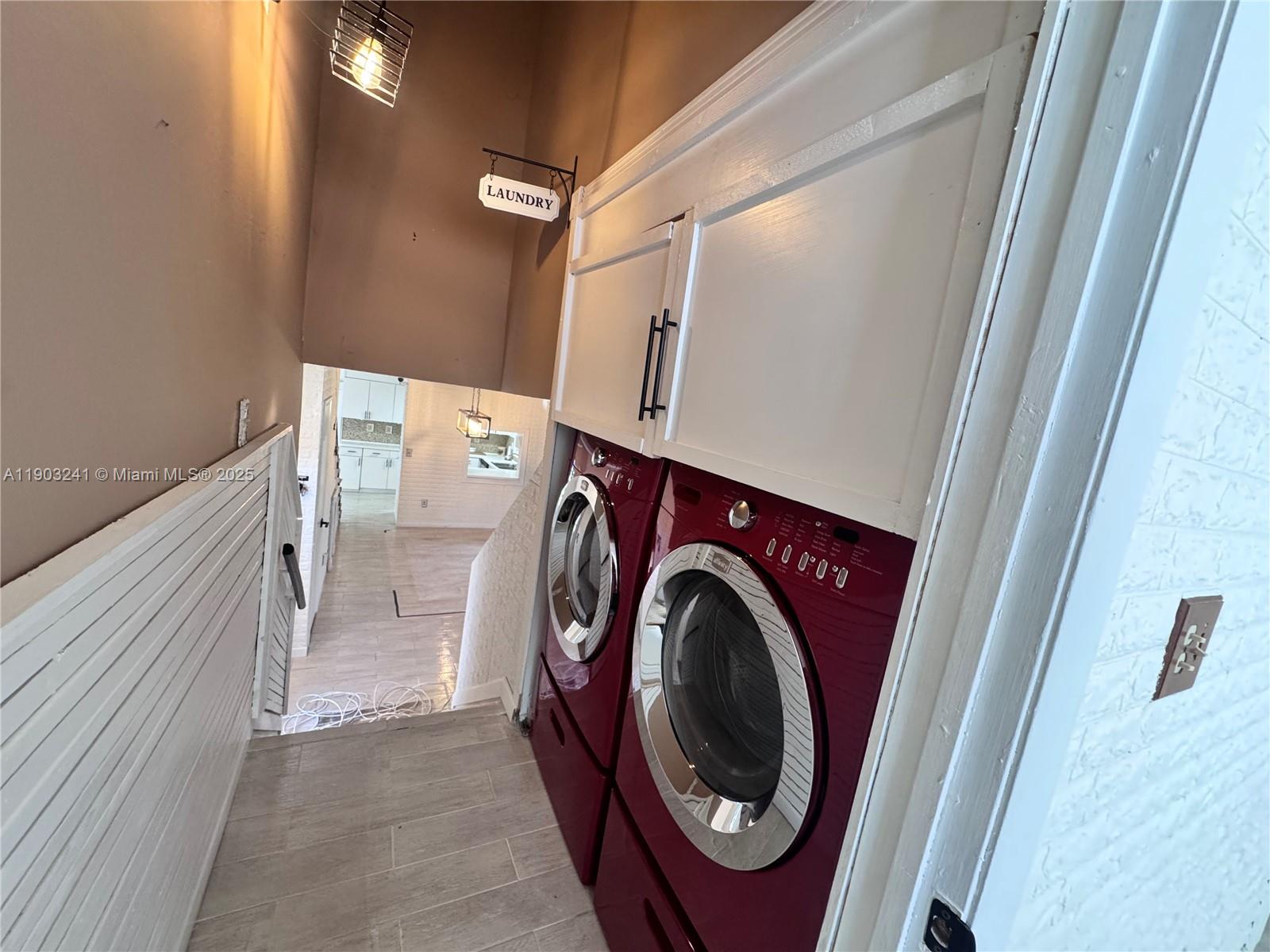 LAKES BY THE BAY SEC 2 - Residential