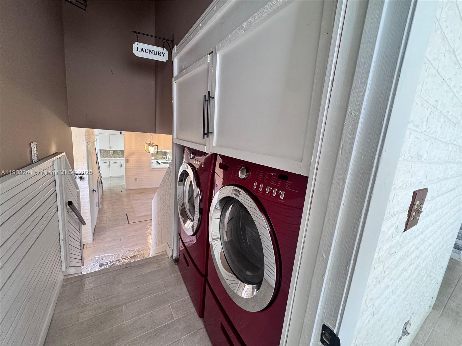 LAKES BY THE BAY SEC 2 - Residential