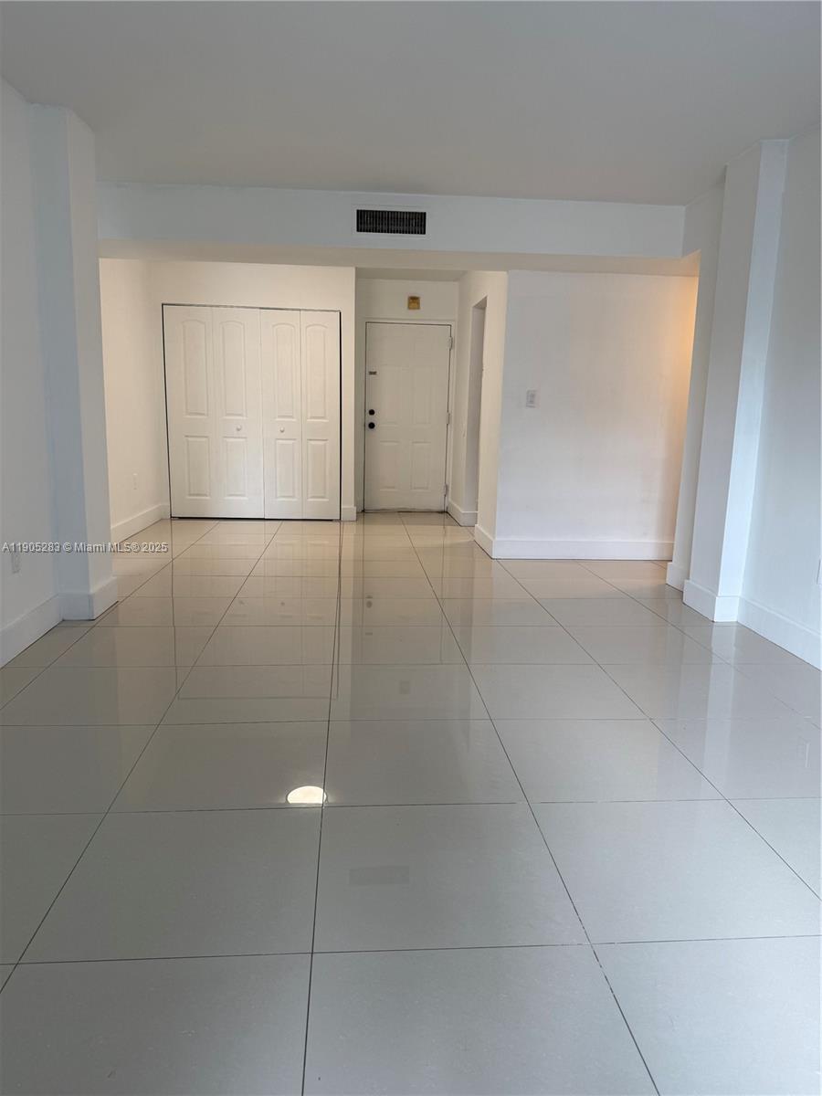 BLEAU GROTTO CONDO - Residential Lease