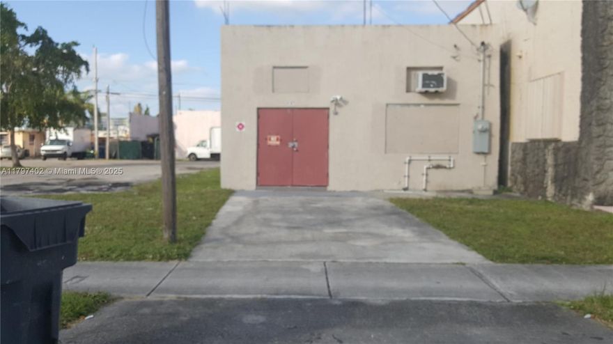 This special building is a mixed use building that is zoned for a multifamily apartment, club, storge , duplex and much more.