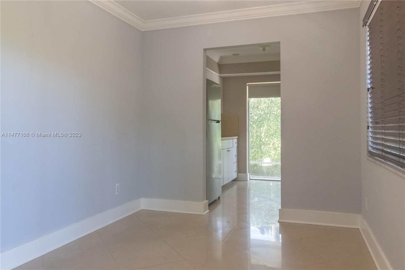 ELSINORE BEACH BOULEVARD - Residential Income