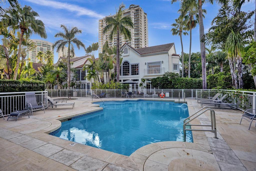 TURNBERRY ESTATES - Residential