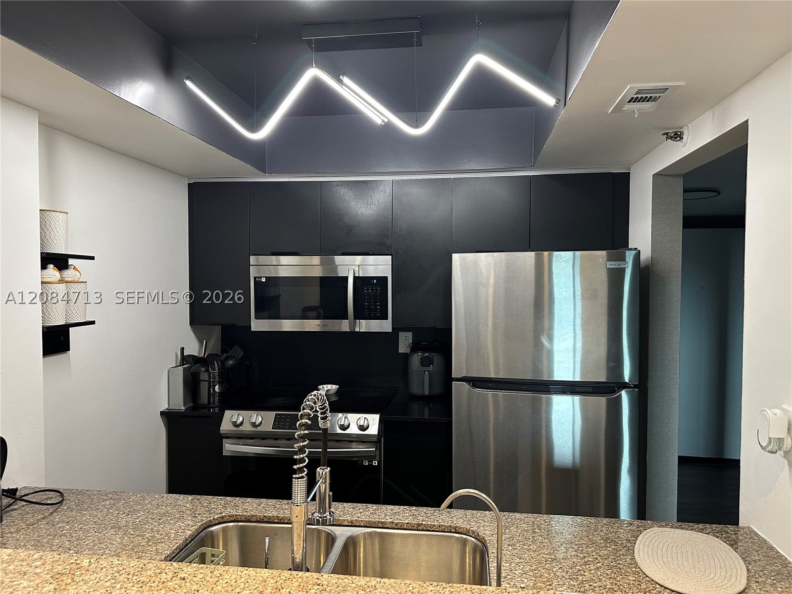 850 N Miami Ave W-1408