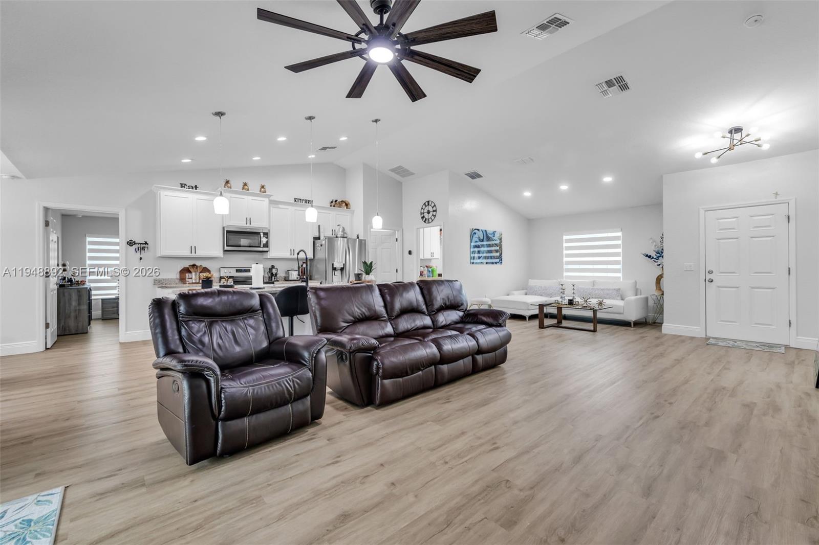 Rolling Hills - Residential