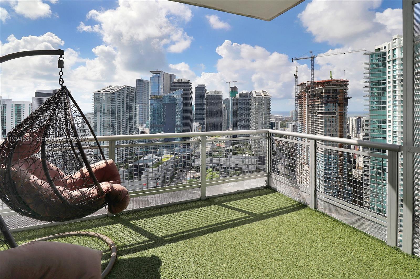 WIND CONDO - Residential