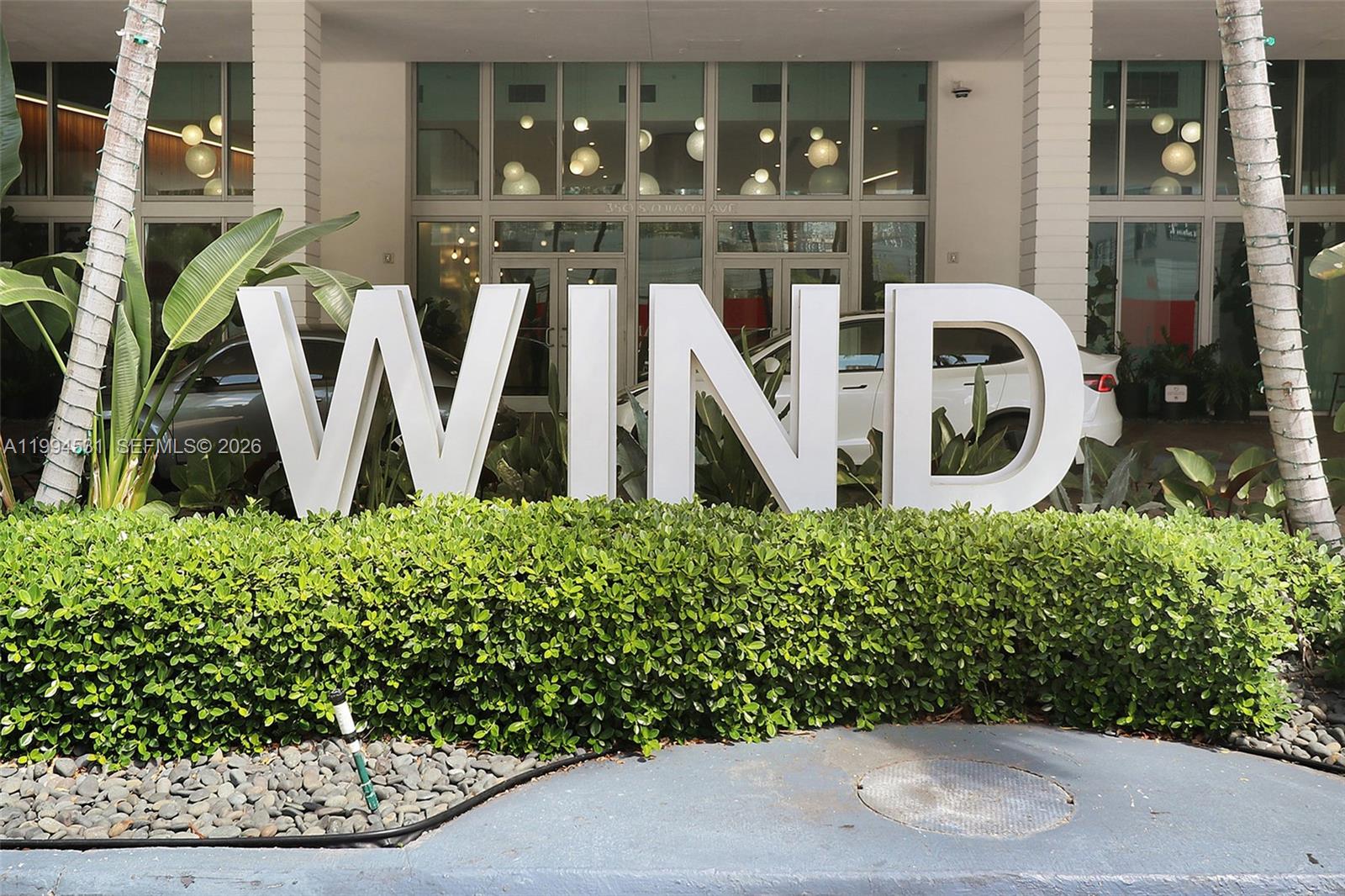 WIND CONDO - Residential