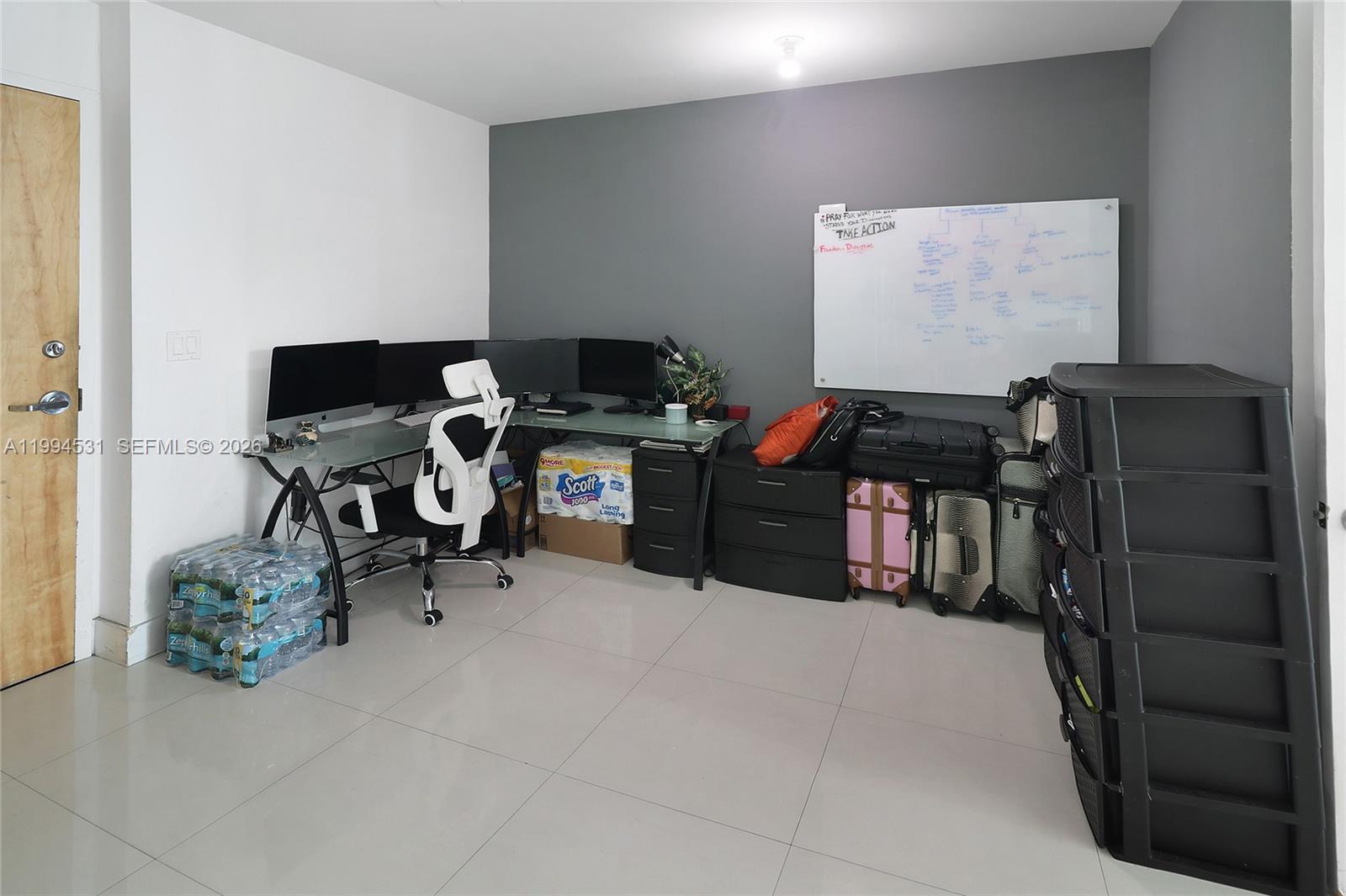 WIND CONDO - Residential