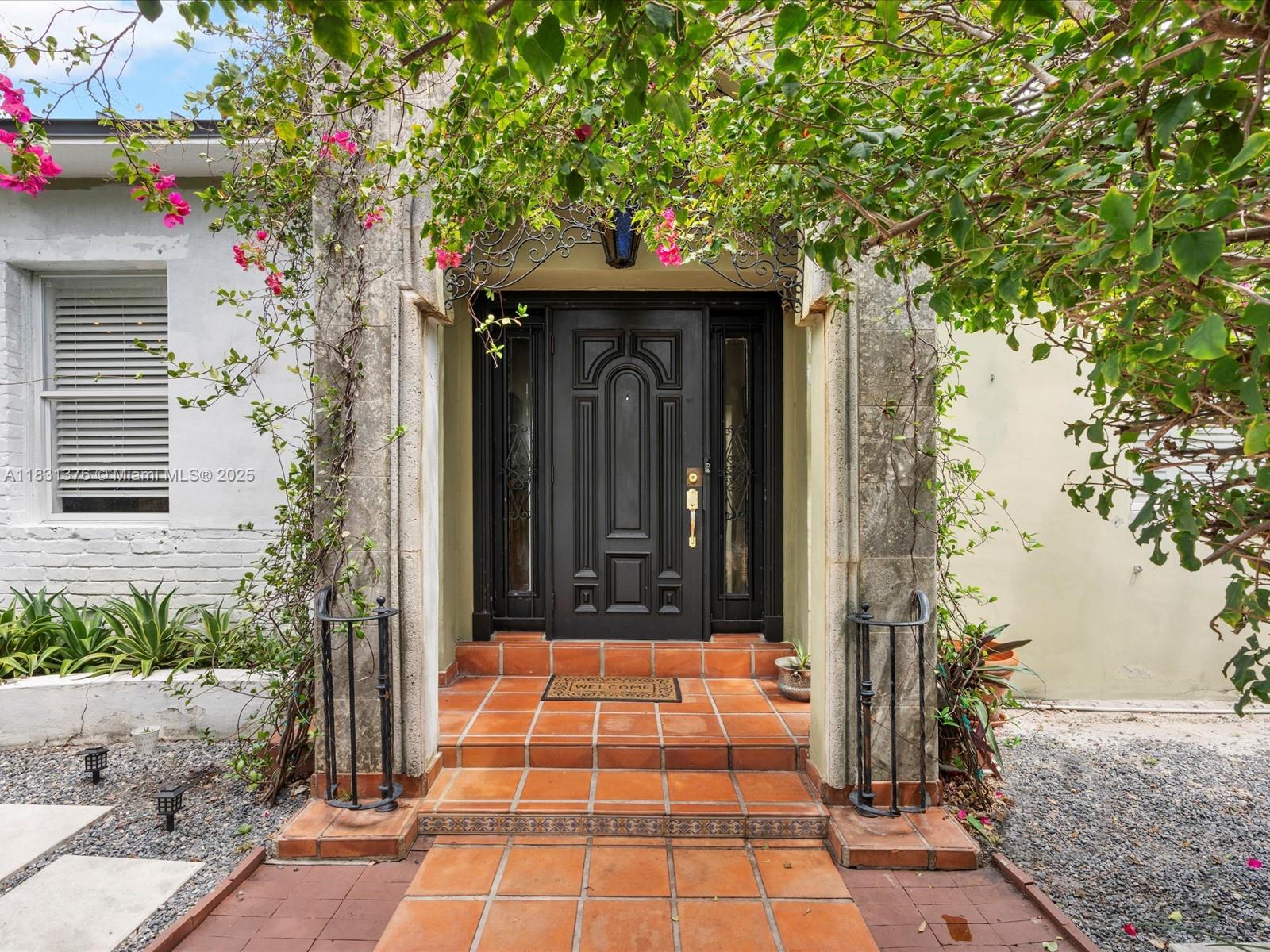2700 SW 4th Ave