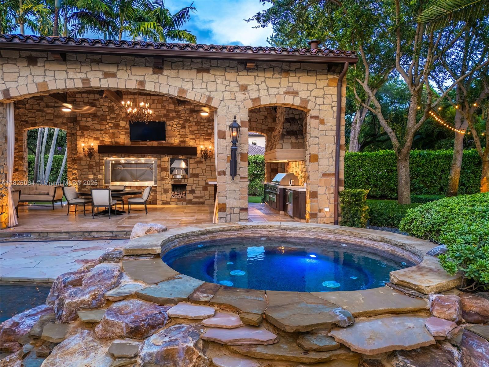 MARTIN SUBURBAN ACRES - Residential