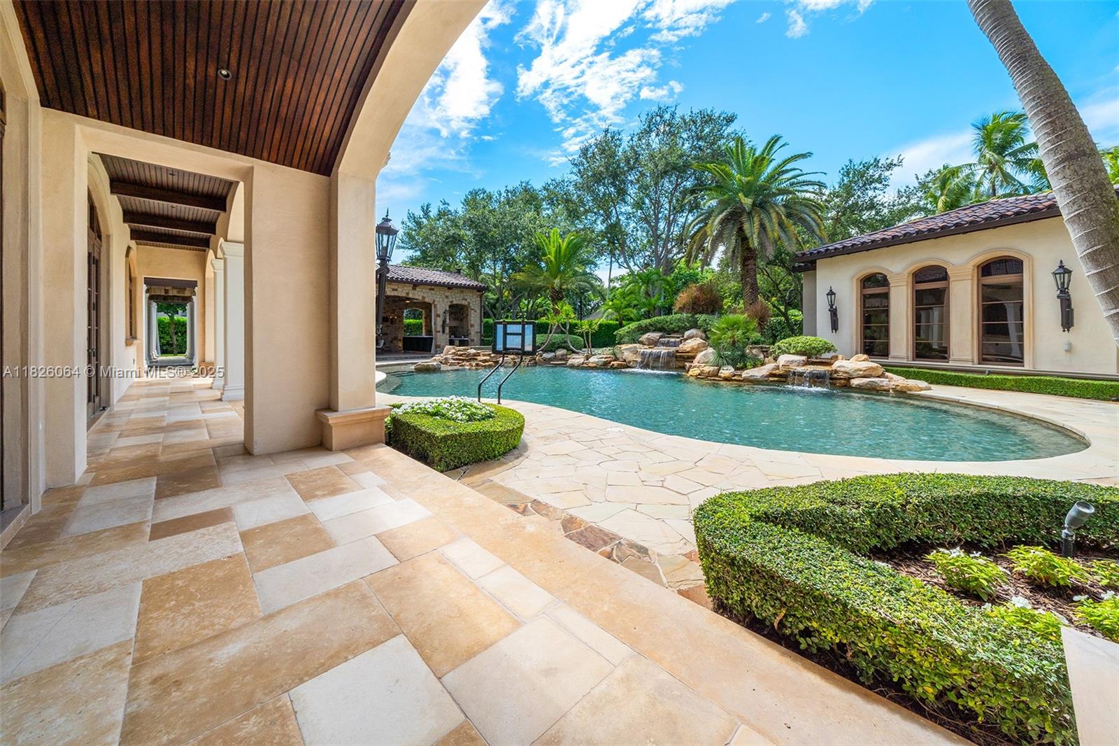 MARTIN SUBURBAN ACRES - Residential