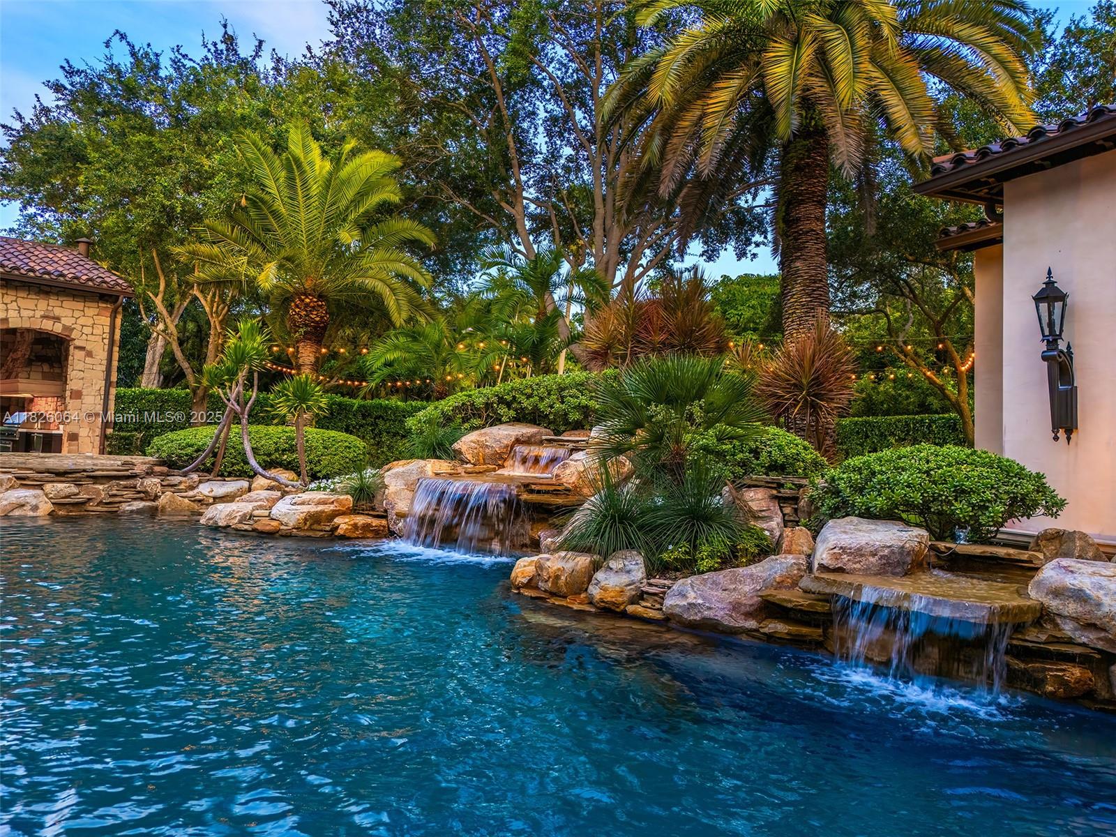 MARTIN SUBURBAN ACRES - Residential