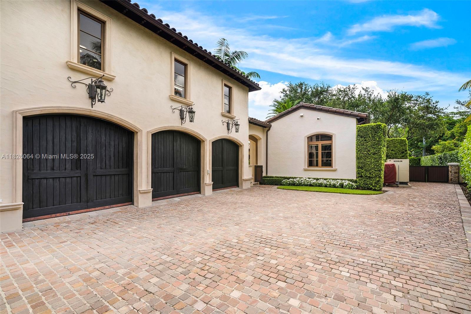 MARTIN SUBURBAN ACRES - Residential