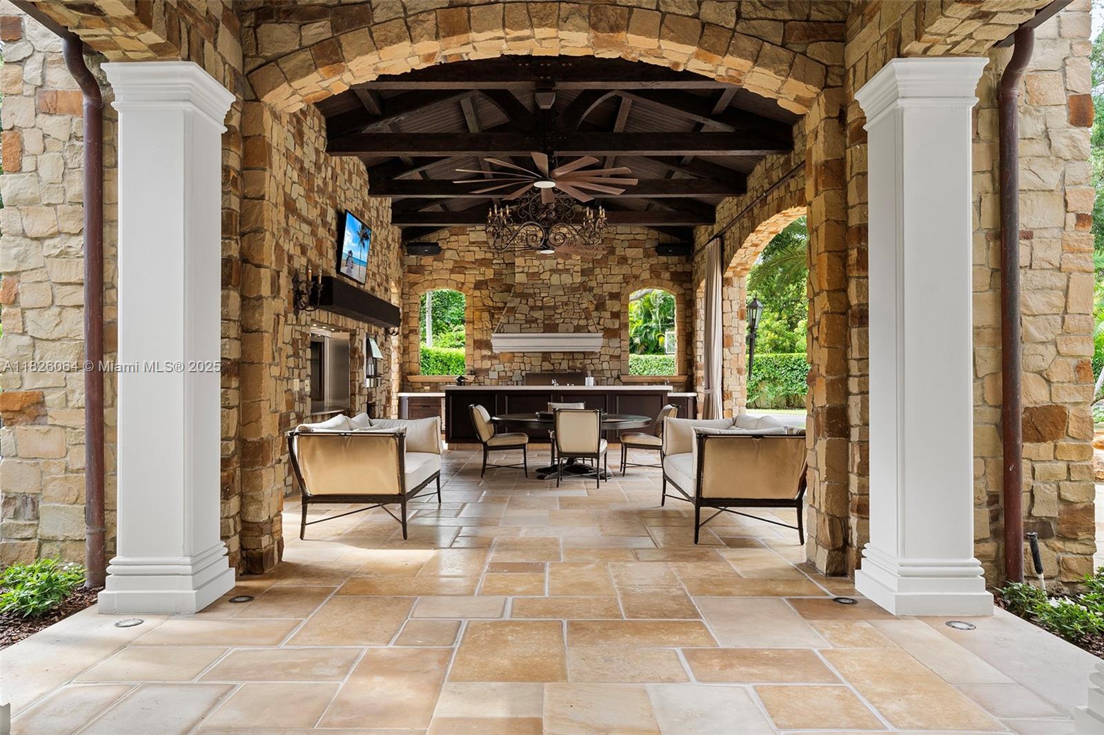 MARTIN SUBURBAN ACRES - Residential