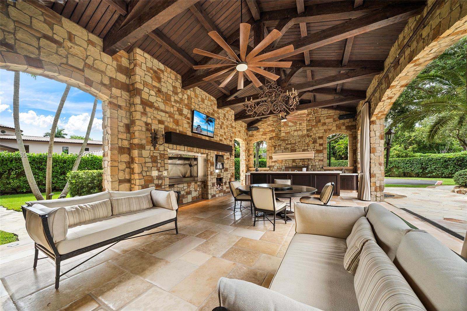 MARTIN SUBURBAN ACRES - Residential