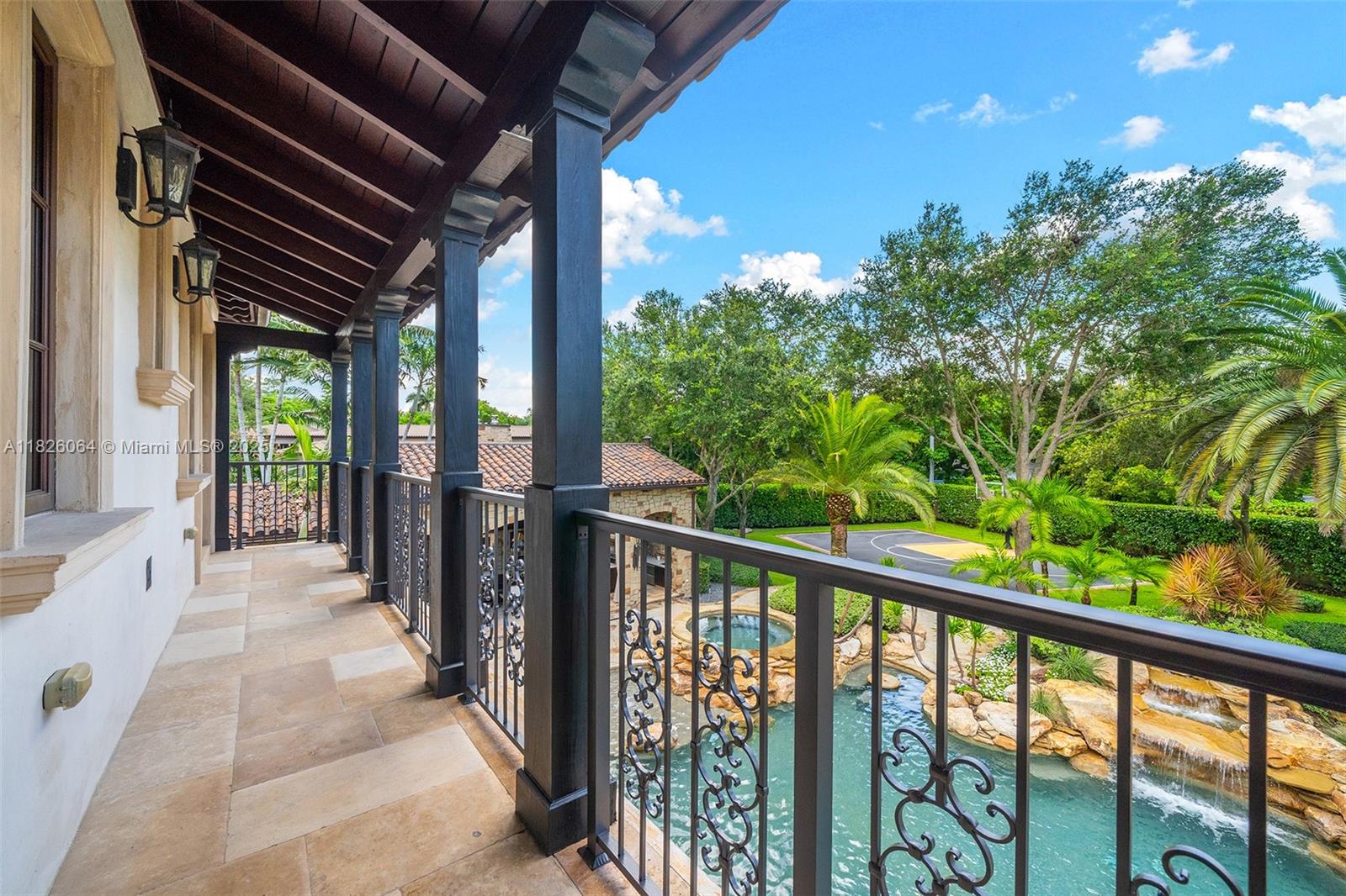 MARTIN SUBURBAN ACRES - Residential