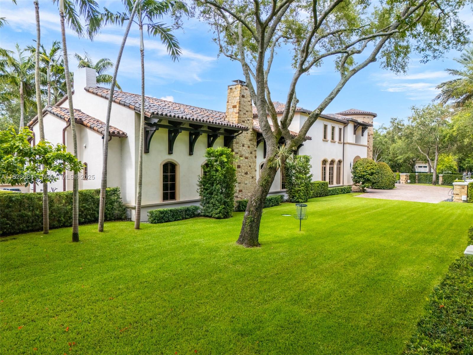 MARTIN SUBURBAN ACRES - Residential