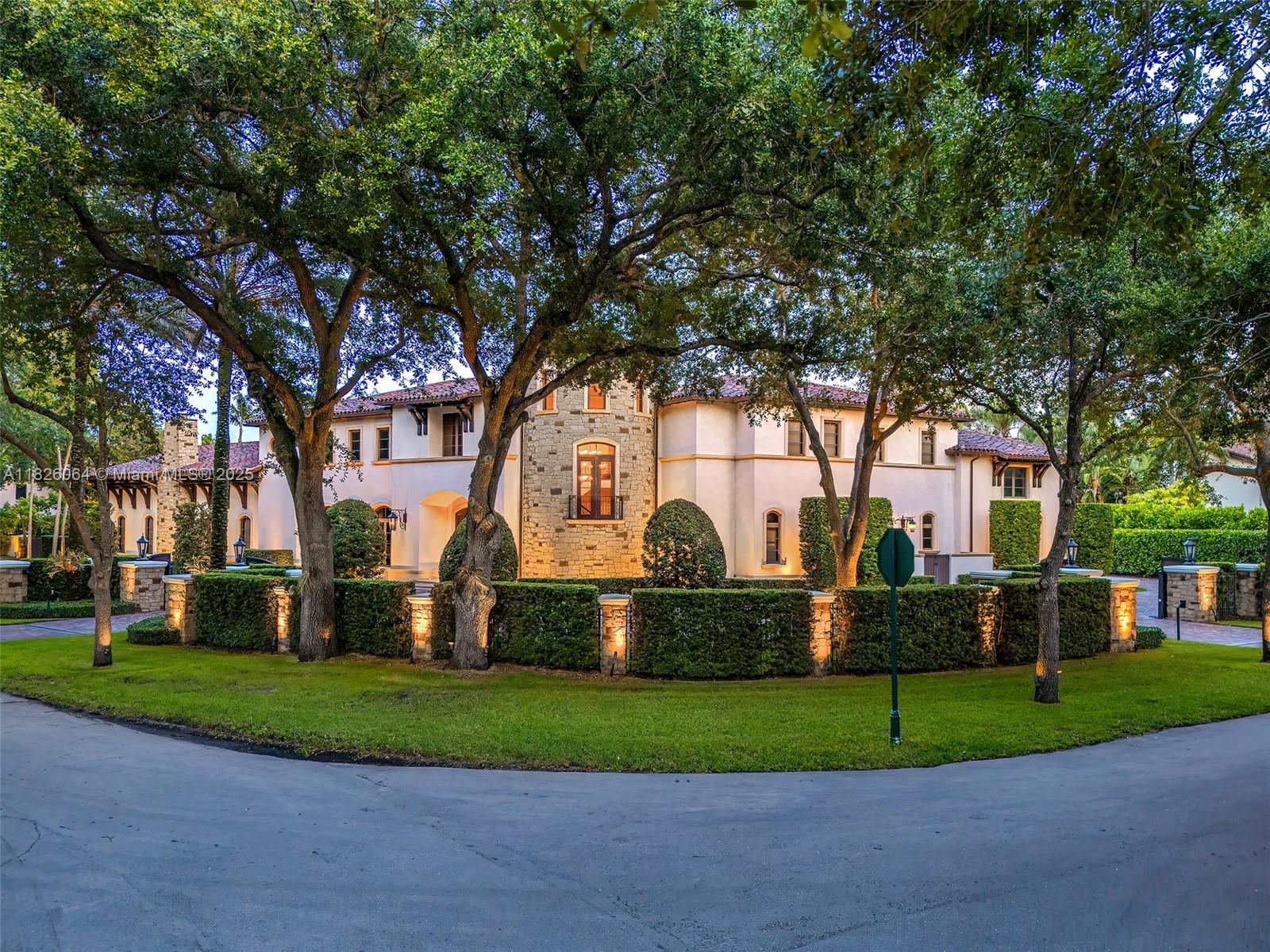 MARTIN SUBURBAN ACRES - Residential