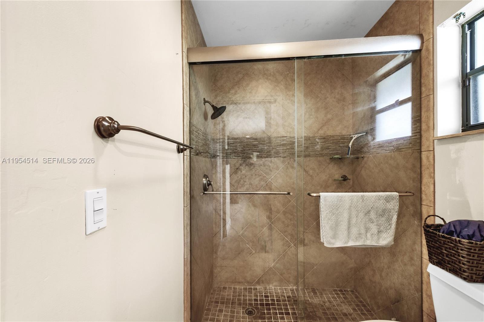 SANDALFOOT COVE SEC 12 - Residential