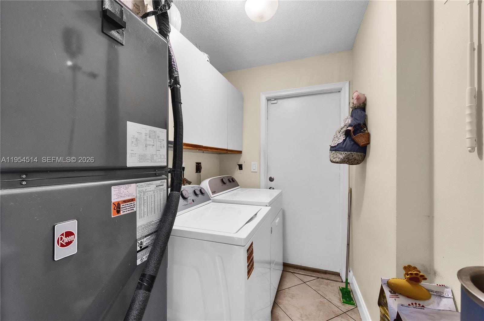 SANDALFOOT COVE SEC 12 - Residential