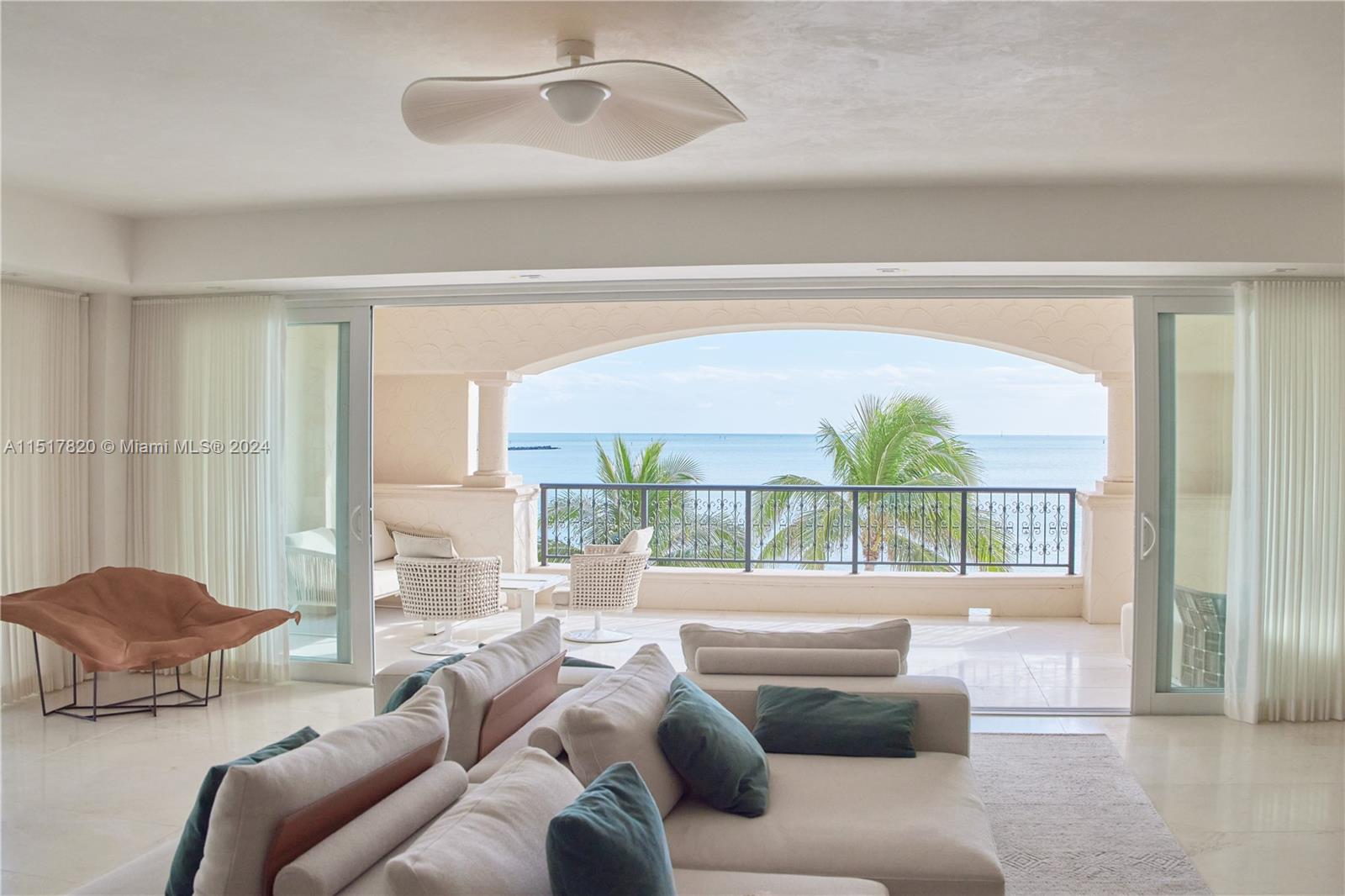 OCEANSIDE @ FISHER ISL CO - Residential