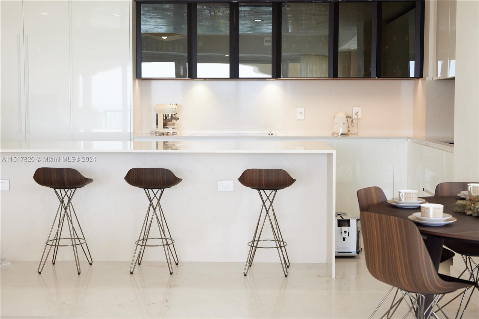 OCEANSIDE @ FISHER ISL CO - Residential