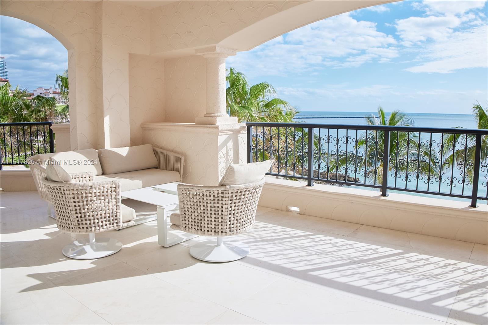 OCEANSIDE @ FISHER ISL CO - Residential